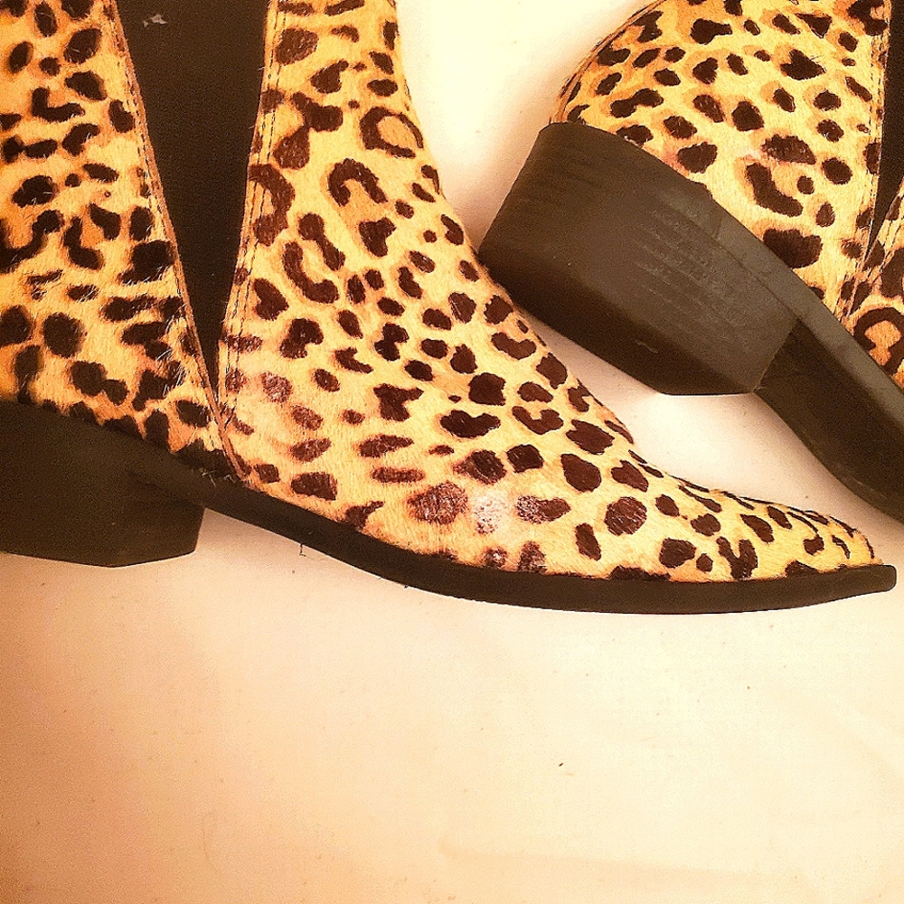 Steve Madden point toe boots